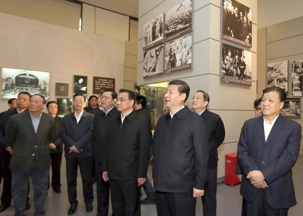 Xi Jinping and other CCP leaders visit the National Museum of China, Xinhua photo.